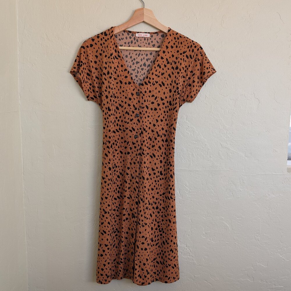 🧡 Chic Button-Front V-Neck Midi Dress - Dalmatian/Cheetah Print
